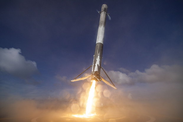 Falcon 9 aterrizando